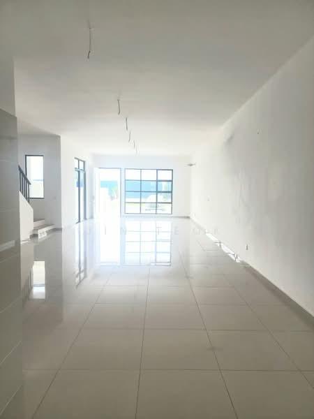 The Commune @ Eco Botanic Cluster 22x85 - 2