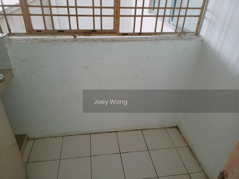 Vista Millennium Condominium - 4