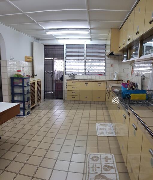 Huge Corner Jalan ss22/xx, Damansara Jaya, Petaling Jaya - 5