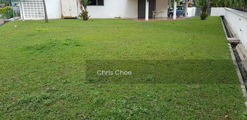 Huge Corner Jalan ss22/xx, Damansara Jaya, Petaling Jaya - 2