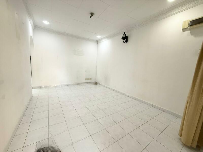 Taman Desa Jaya Kepong - 1