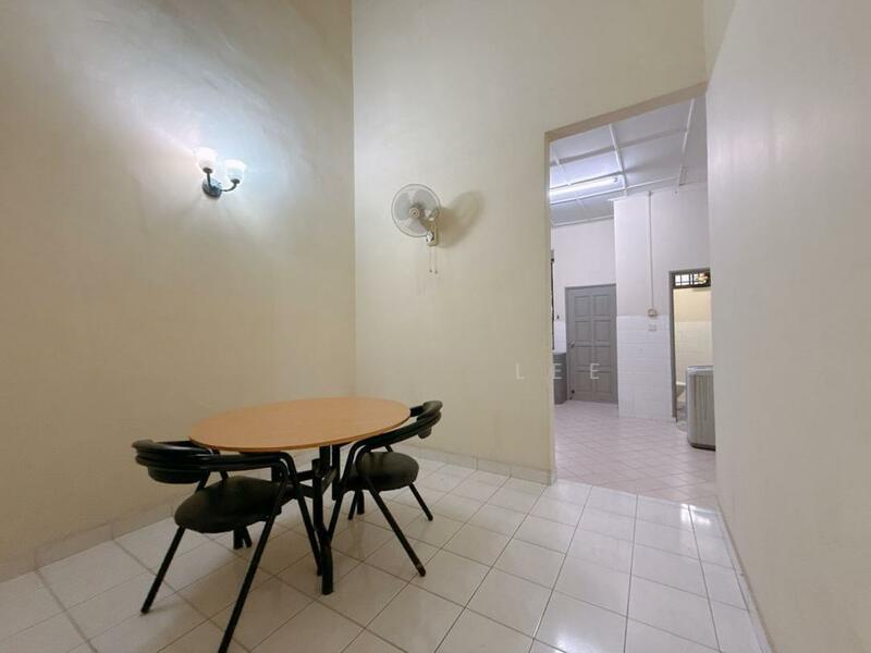 Taman Molek Single Storey Terrace House 22 x 70 for Sale - 3