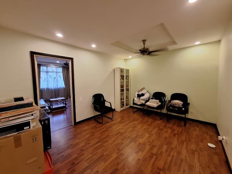 Taman Puchong Hartamas - 4
