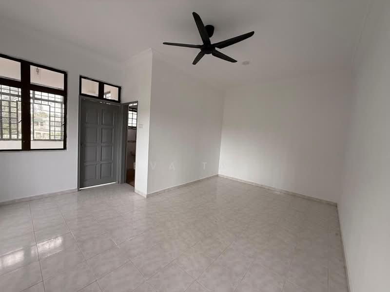 Taman Desa Cemerlang - 2