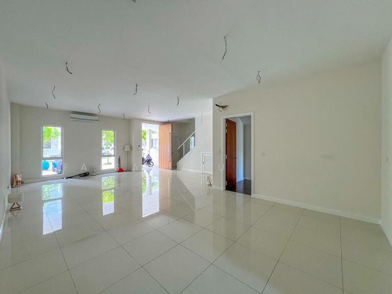 Serene Mont Kiara - 5