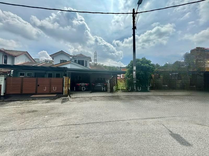 Alam Megah Seksyen 28 - 1