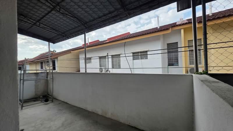 FACING OPEN RENOVATED Double Storey Terrace SP 6 Bandar Saujana Putra - 5