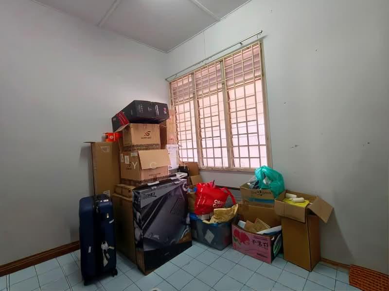 Taman Johor Jaya - 3