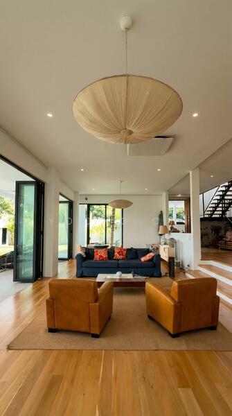 Bungalow at Bukit Pantai - 4