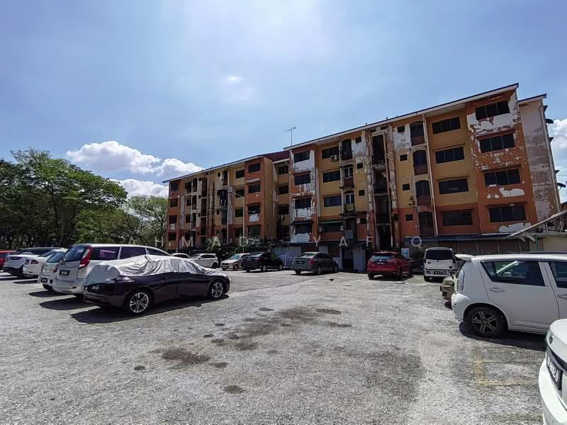 Flat PKNS Seksyen 8 - 5
