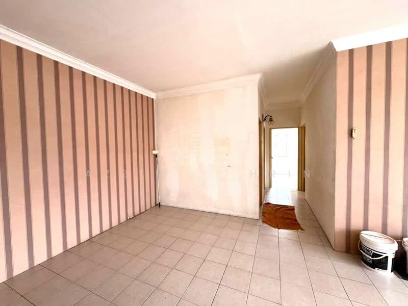 Pangsapuri Bayu Suria (Summerfields Apartments) - 5