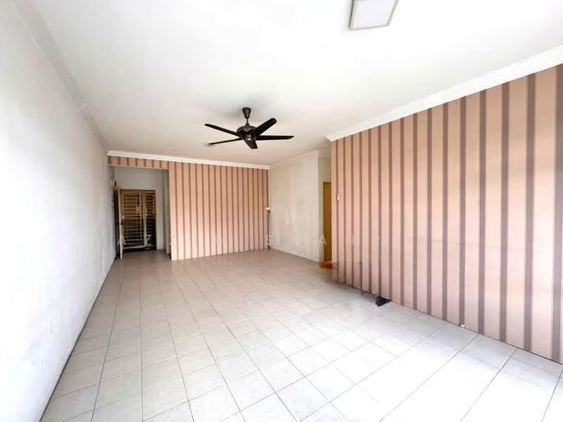 Pangsapuri Bayu Suria (Summerfields Apartments) - 3