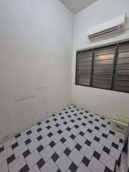 SS 21, Damansara Utama - 3