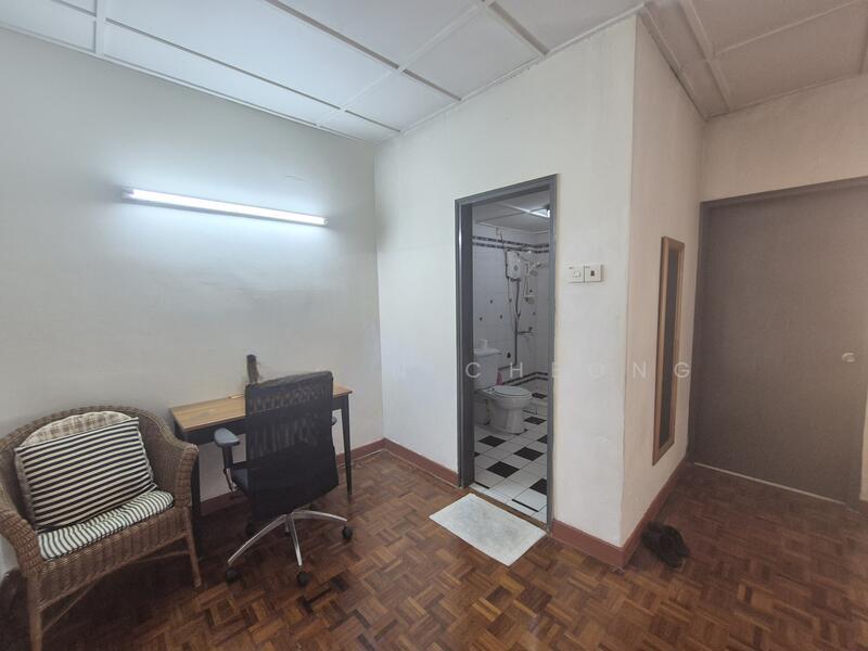 SS 21, Damansara Utama - 4