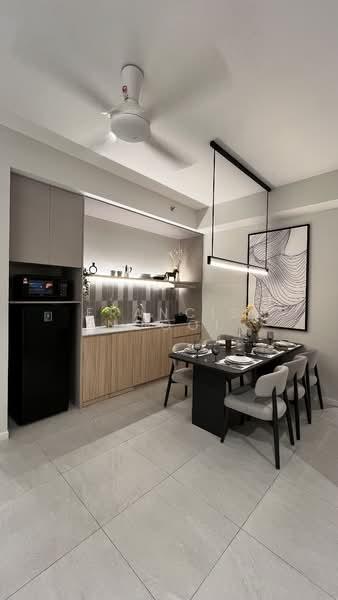 Breeze Hill Service Apartments, Tropicana Avalon - 1