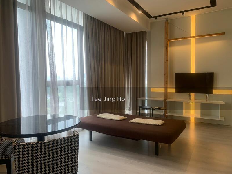 Expressionz Professional Suites - 1