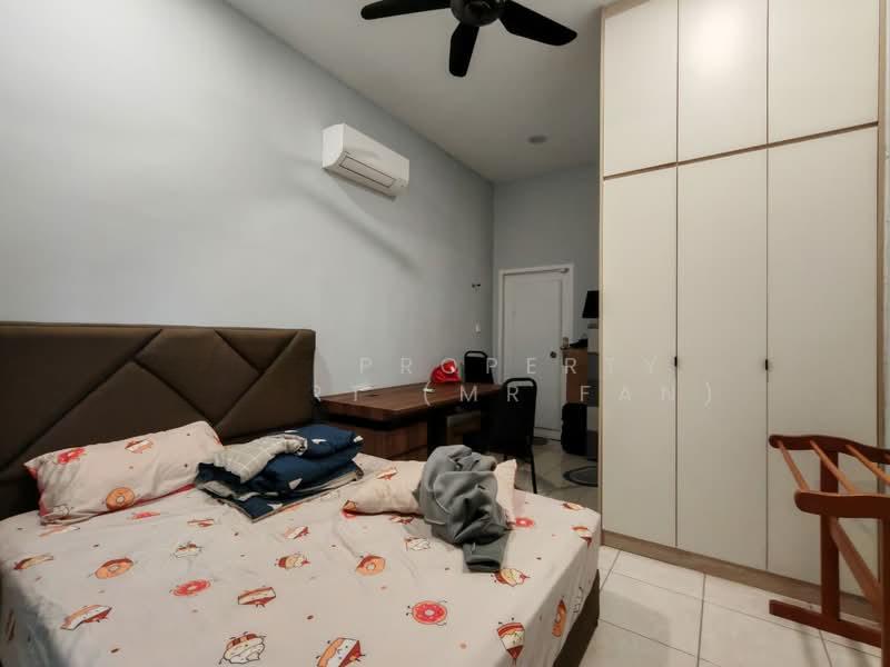 Bandar Mahkota Banting - 4