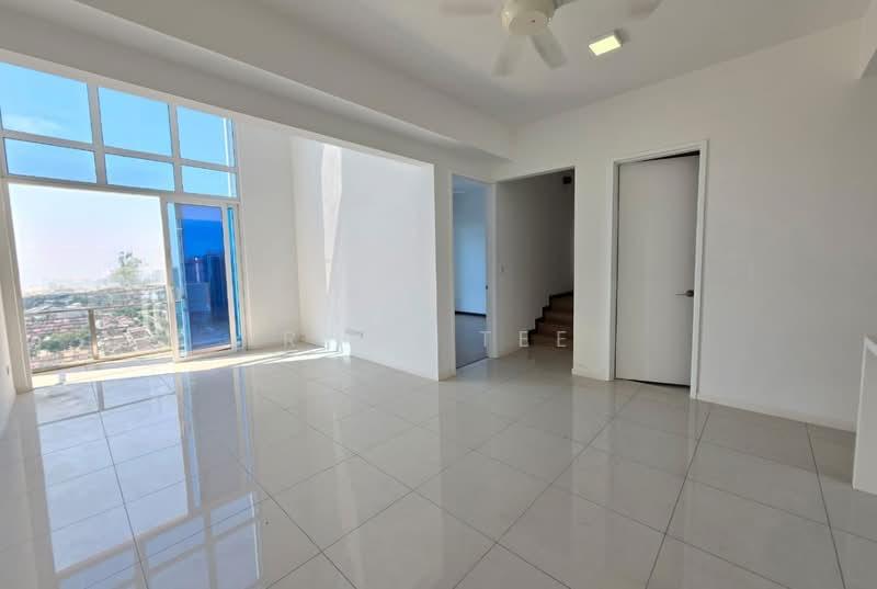Clarita Tower @ Eco Sky - 4