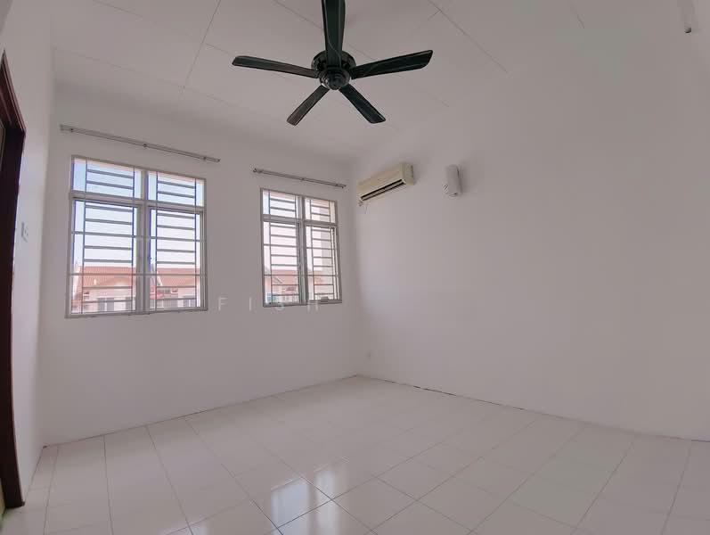 Taman Desa Titi Panjang - 5