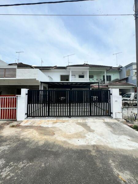 Doube Storey Terrace House @ 1065 Jalan Sri Putri 2, Taman Sri Putri, Kulai, Johor - 1