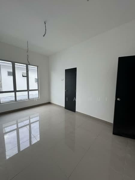 Bandar Springhill, Port Dickson - 4