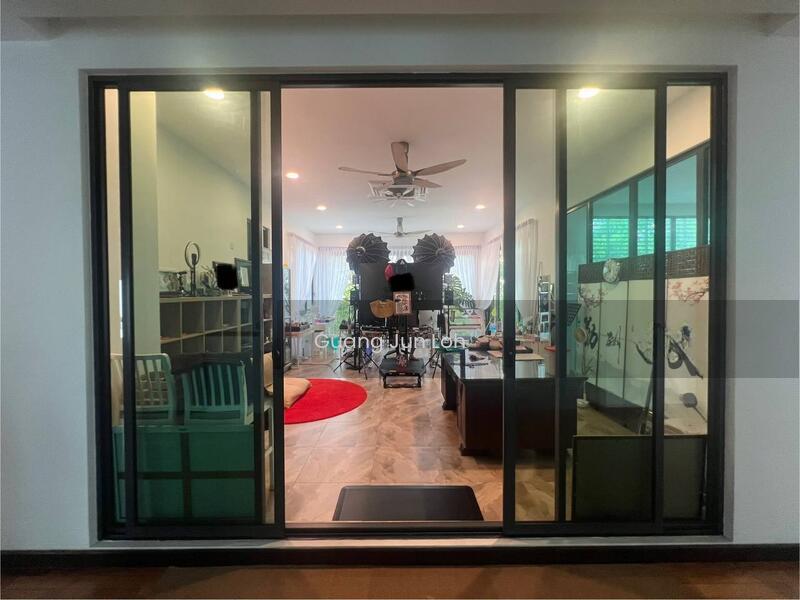 THE STRAITS VIEW RESIDENCES - 2