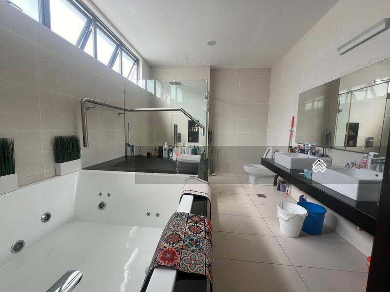 THE STRAITS VIEW RESIDENCES - 3