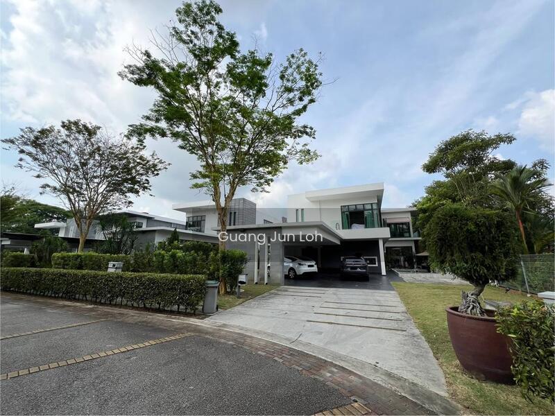 THE STRAITS VIEW RESIDENCES - 1