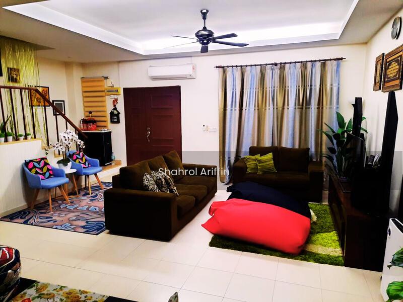 Bandar Springhill - 2