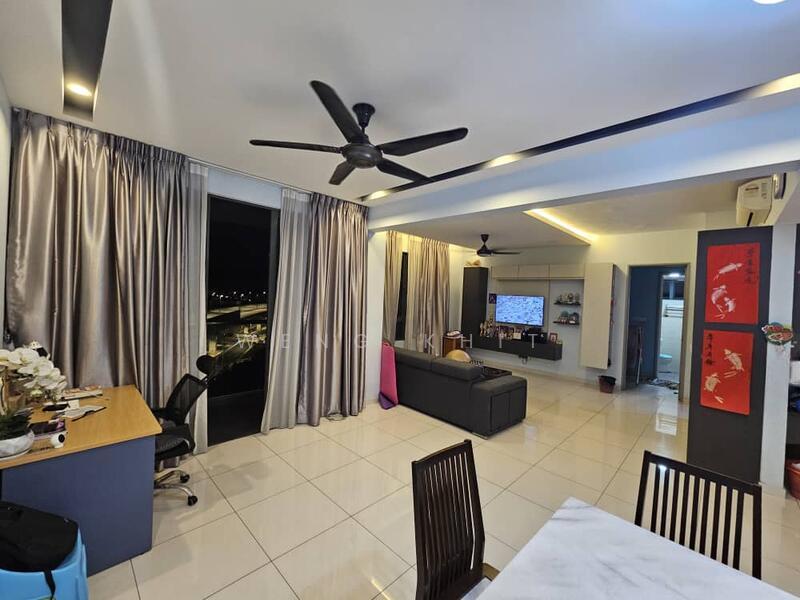 Infiniti 3 Residences - 5