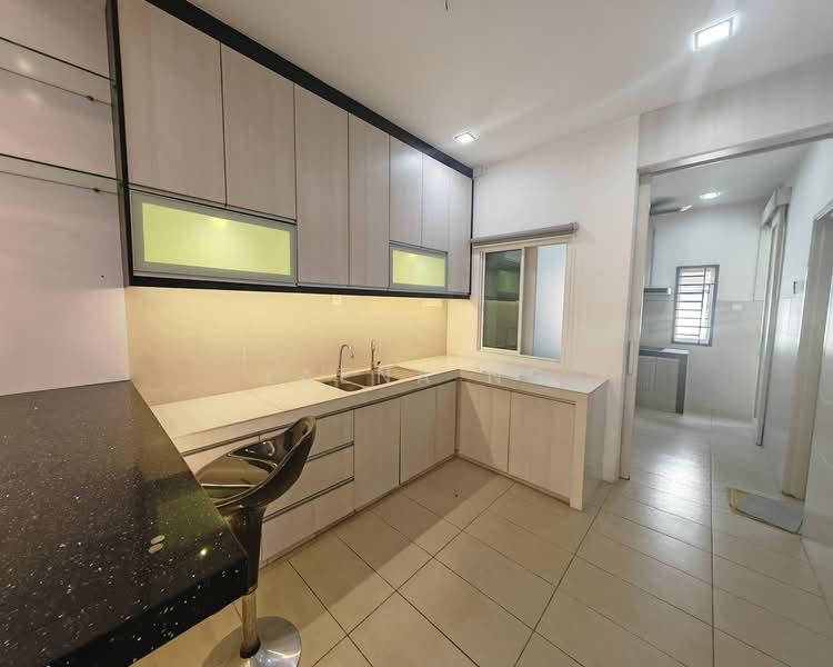 Bandar saujana putra - 4