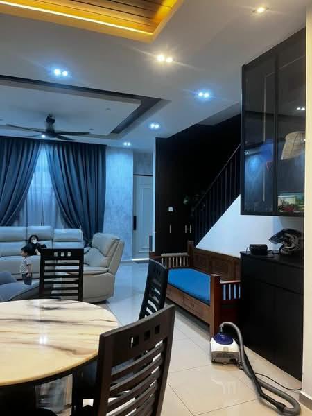 Attleborough / Tate Bilston 22'x65' @ Eco Botanic - 4