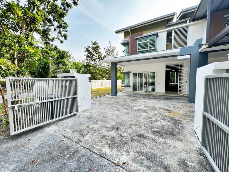 Laman Orkid, Nilai Impian - 4