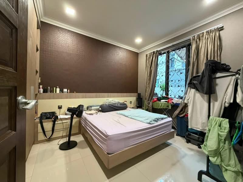 Taman Austin Perdana - 4