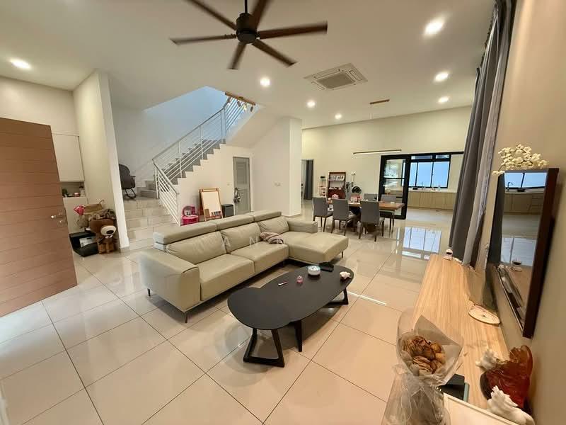 Horizon Hills The Greens Double Storey Superlink ( Corner Lot ) - 2