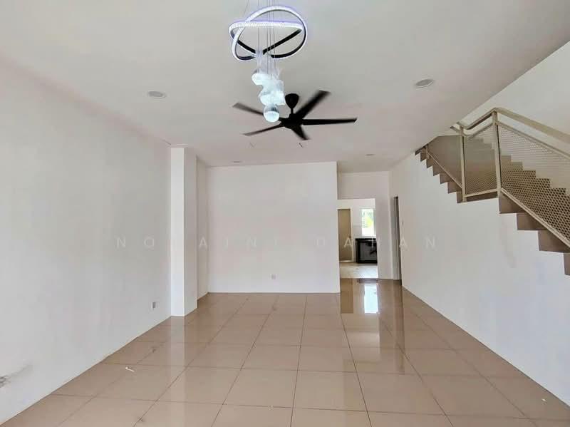 Taman Mawar Sg Lang Banting - 5