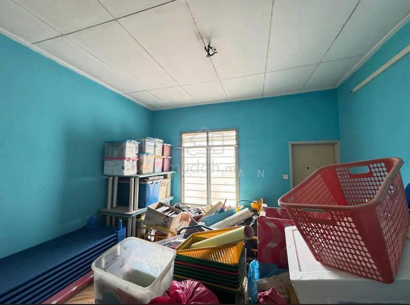 Bandar Tun Hussein Onn - 5