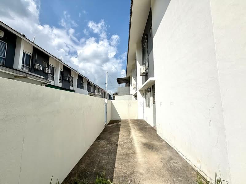 Bandar Country Homes - 4