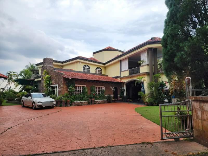 Sultan Abdul Aziz Shah Golf & Country Club - 1