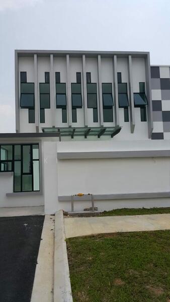 Eco Business Park 1 - 3