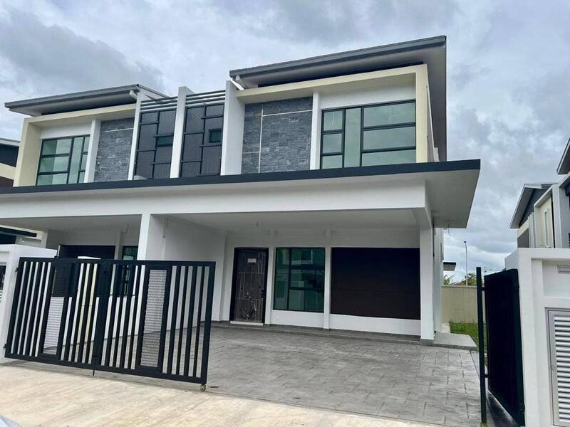 TAMAN IMPIAN EMAS (HONEYDALE RESIDENCE) - 1