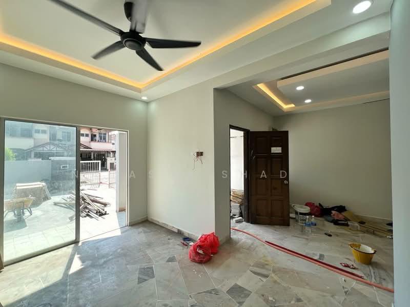 Renovated Double Storey Terrace Alam Perdana Puncak Alam - 3