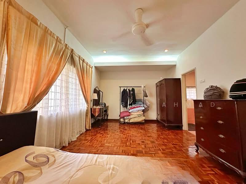 Laman Granview - 4