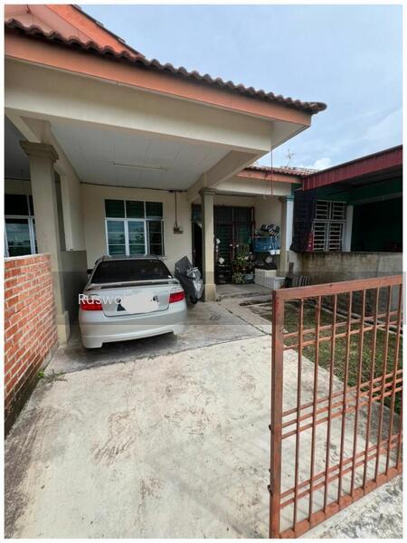 Teres Taman Desa Bayanmas Untuk Dijual - 1