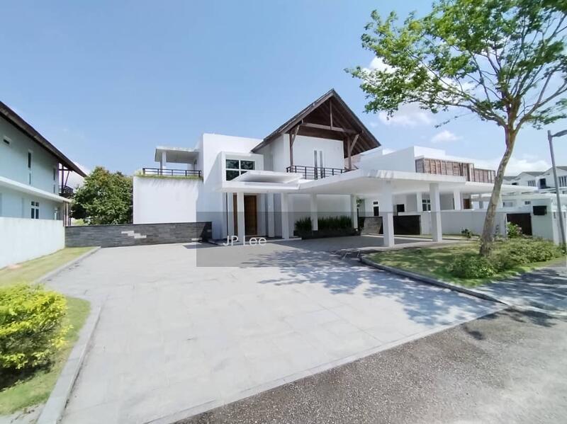 Emerald Bay @ Puteri Harbour - 1