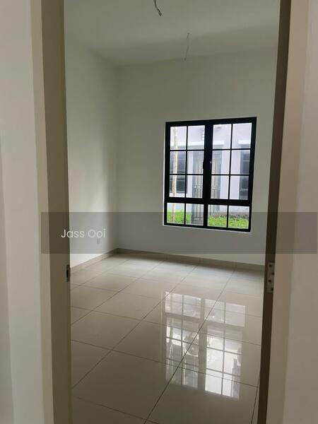 Eco Meadows – Northampton Terraces - 3