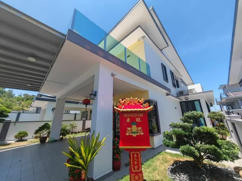 TAMAN BUKIT KEMAYAN - 4