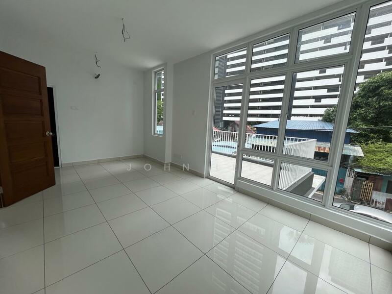 3 Storey Semi-D, Jalan Madrasah - 5
