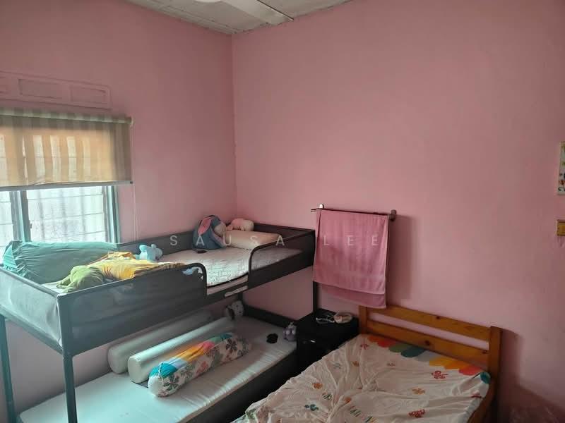 Taman Johor Jaya - 3