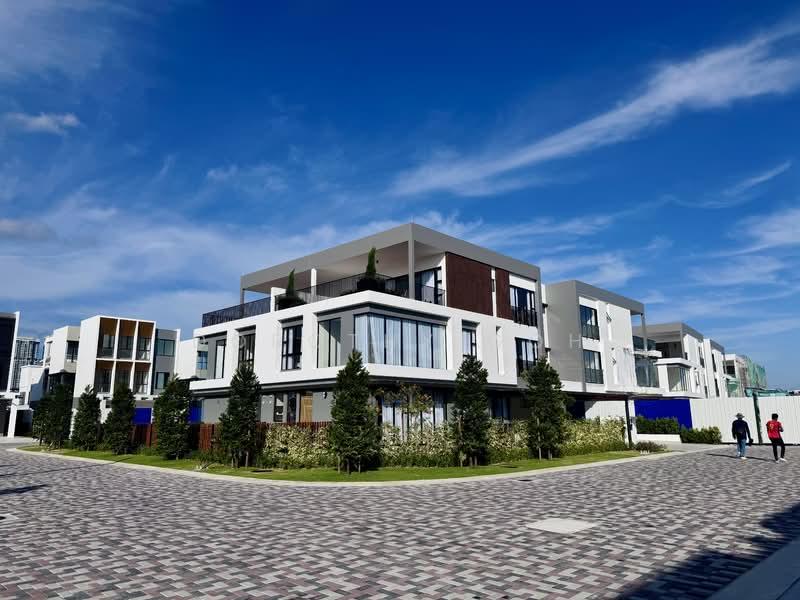 Senibong Cove - Isola Coast - 4